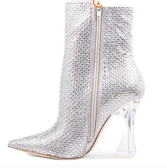 NWT Steve Madden 'Vivy' Dressy Rhinestone Boot in Silver - Picture 8 of 8
